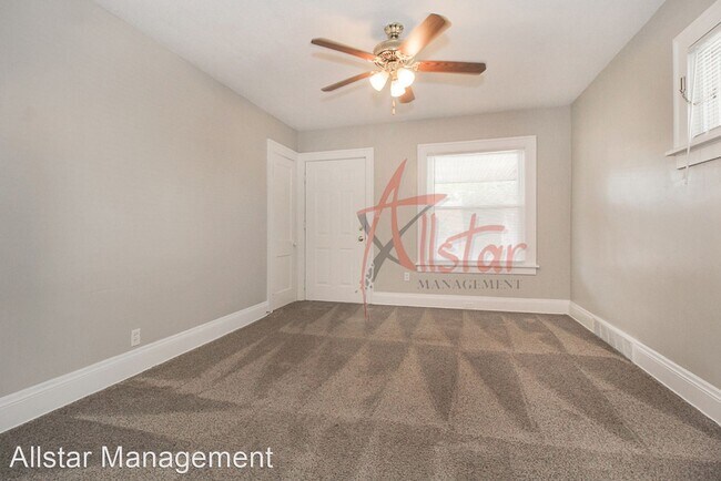Foto del edificio - 12902 Thornhurst Ave