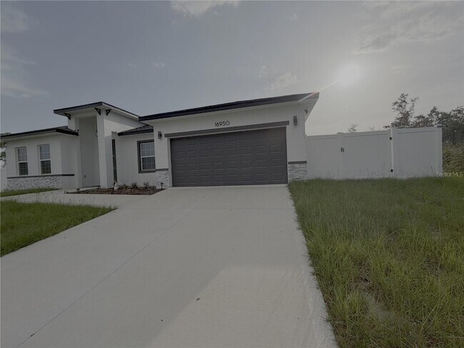 Foto del edificio - 16950 SW 42 Ave