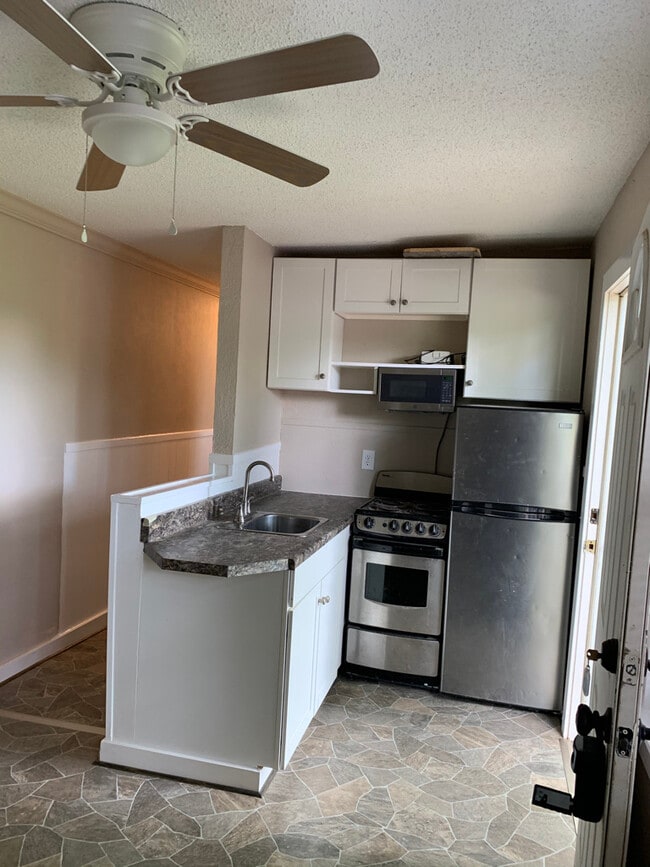 Photo - 702 S Lee St-2 Apartment