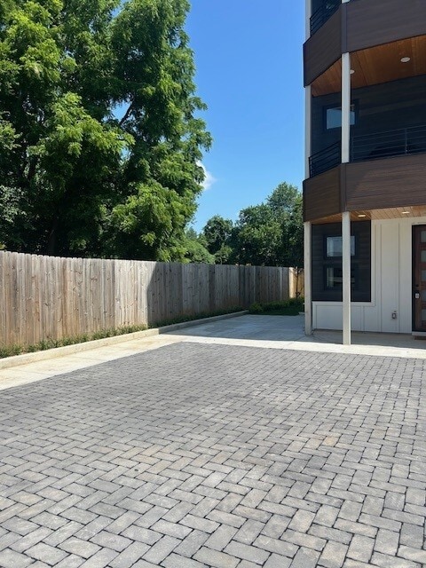 Private Parking Space - 618 Southgate Ave