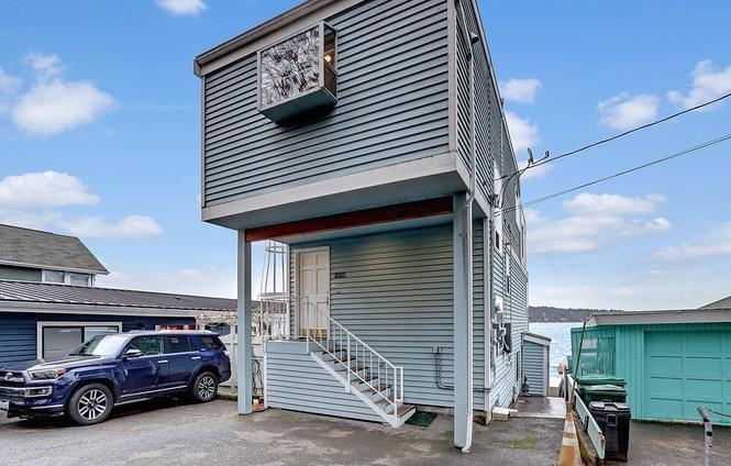 Primary Photo - 2 bedroom in Seattle WA 98125