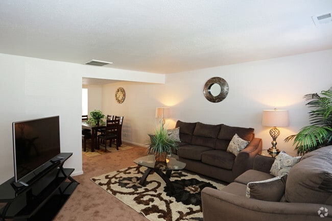 3 Bedroom_Living Area - Mariners Watch