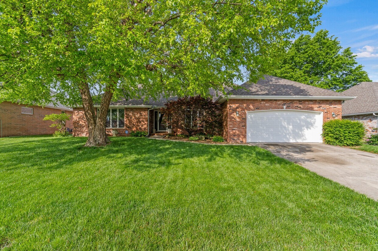 4673 S Forest Ave, Springfield, MO 65810 House Rental in Springfield