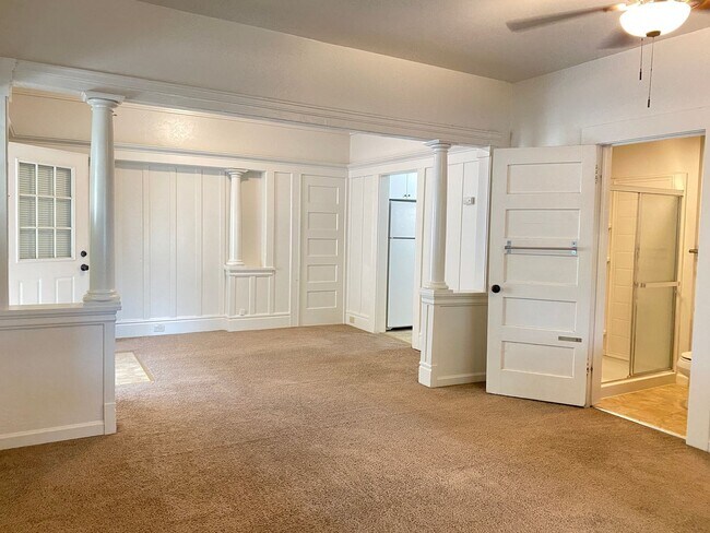 Foto del edificio - Spacious Studio Apartment