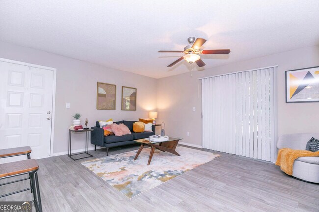 Foto del edificio - 100 Windmont Dr NE