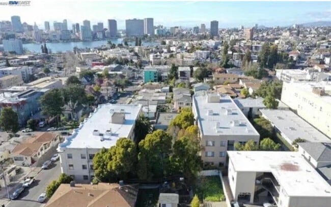 Foto del edificio - 1914 6th Ave