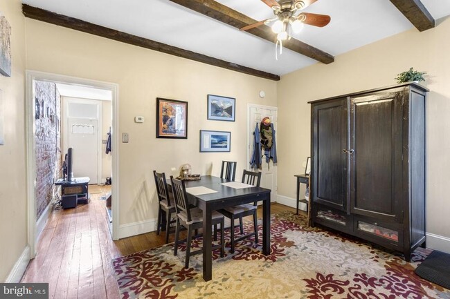 Building Photo - 2228 Taggert St