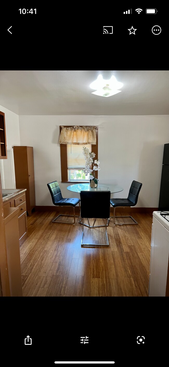 Kitchen /dining room - 426 N Genesee St