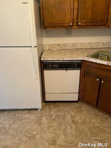 Building Photo - 51-55-55 72nd St