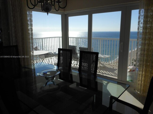 Building Photo - 1370 S Ocean Blvd