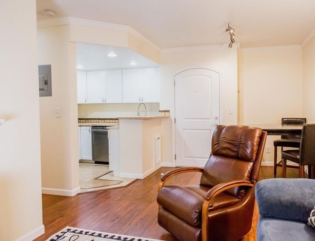 Foto del edificio - 919 N Heritage Dr