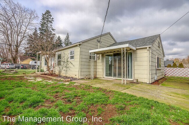 Building Photo - 2 br, 1 bath House - 1700 E. 33rd Street
