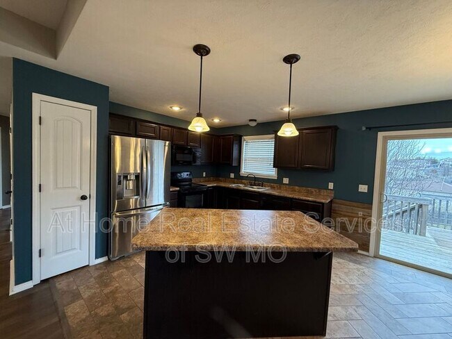 Building Photo - 1203 W Hartley Rd