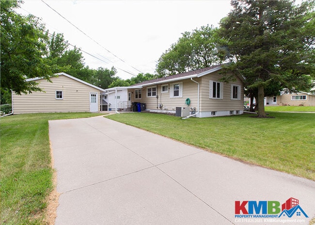 Foto del edificio - 4532 Ozark St NE