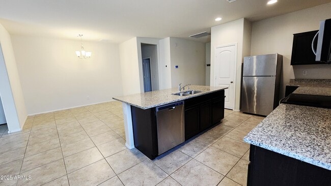Building Photo - 236 S San Jose Ln