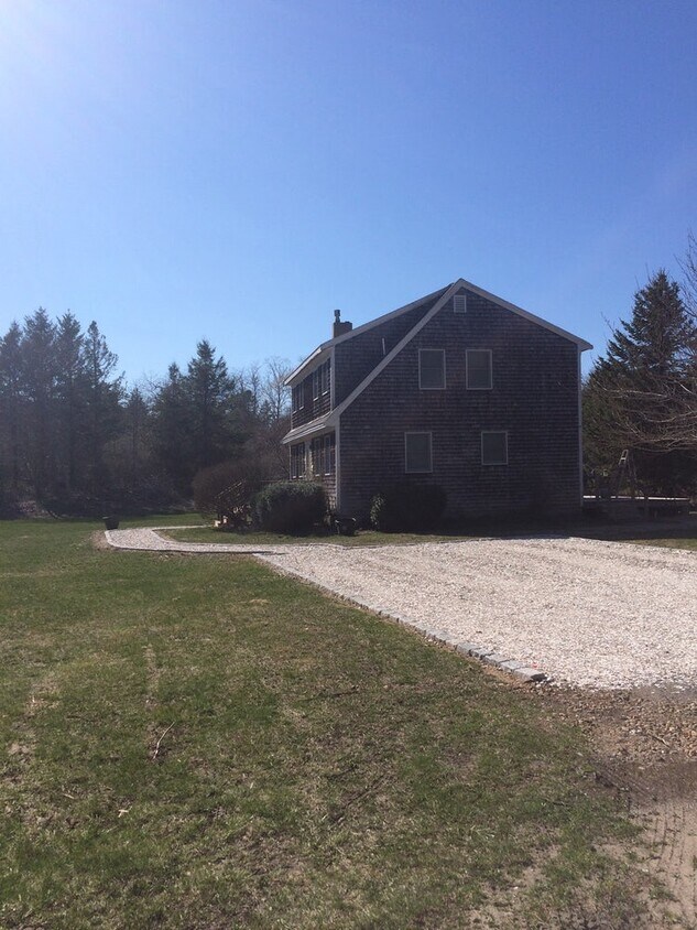 599 Edgartown Rd, Vineyard Haven, MA 02568 House for Rent in Vineyard