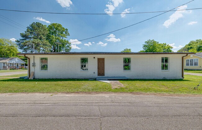 Foto del edificio - 1413 N Orchard Knob Ave