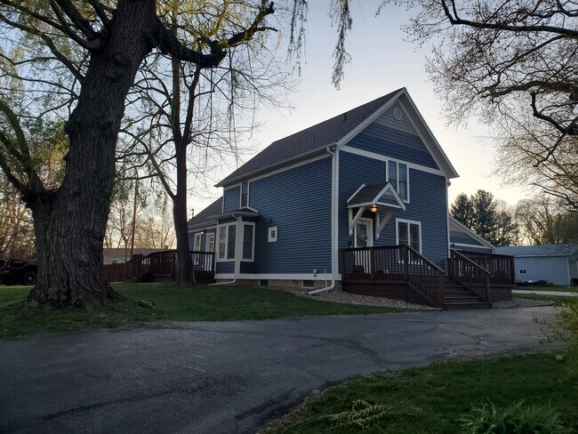 Vista frontal - 4024 Niles Rd