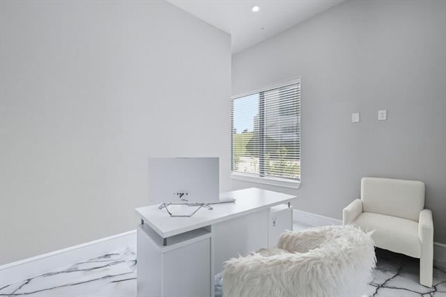 Foto del edificio - 7281 Waters Edge Dr