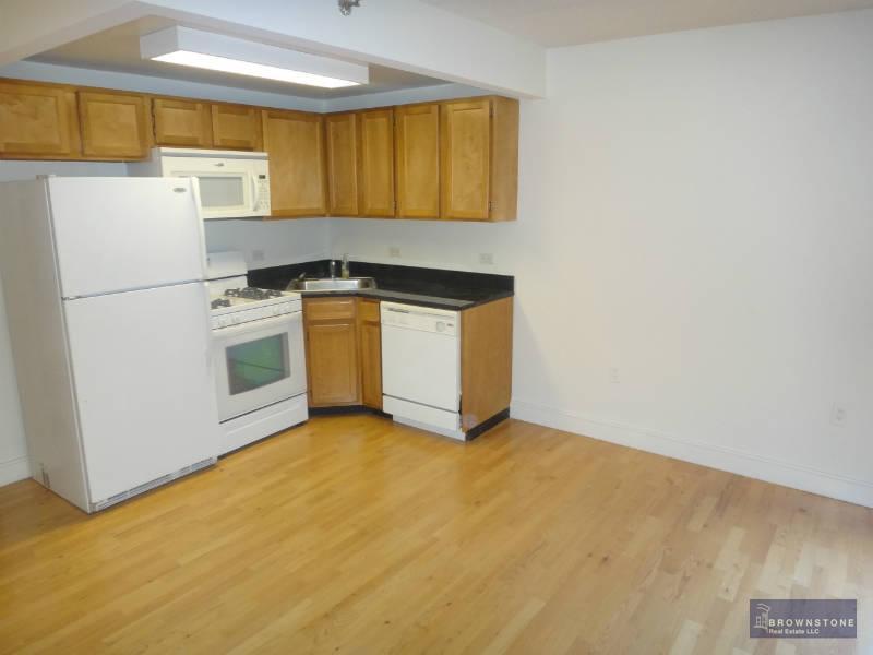 Primary Photo - 63 Schermerhorn St