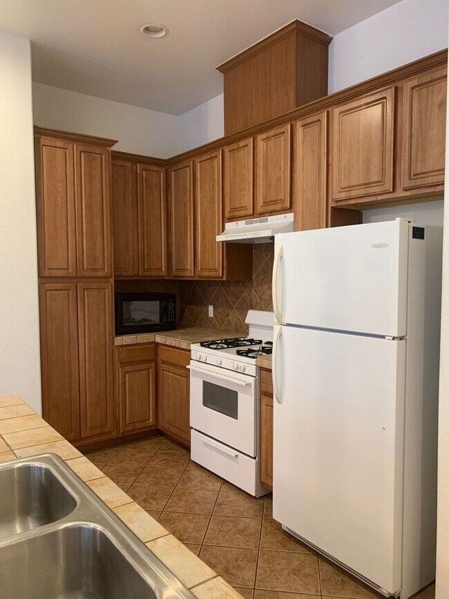 Foto del edificio - 1904 W 42nd St