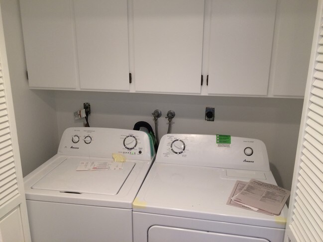 BUILT INS NEW WASHER/DRYER - 4311 Duquesne Ave