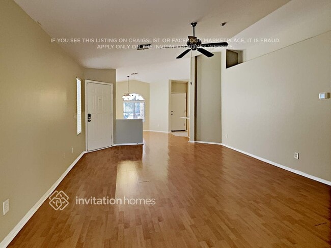 Foto del edificio - 17416 N 16th Pl