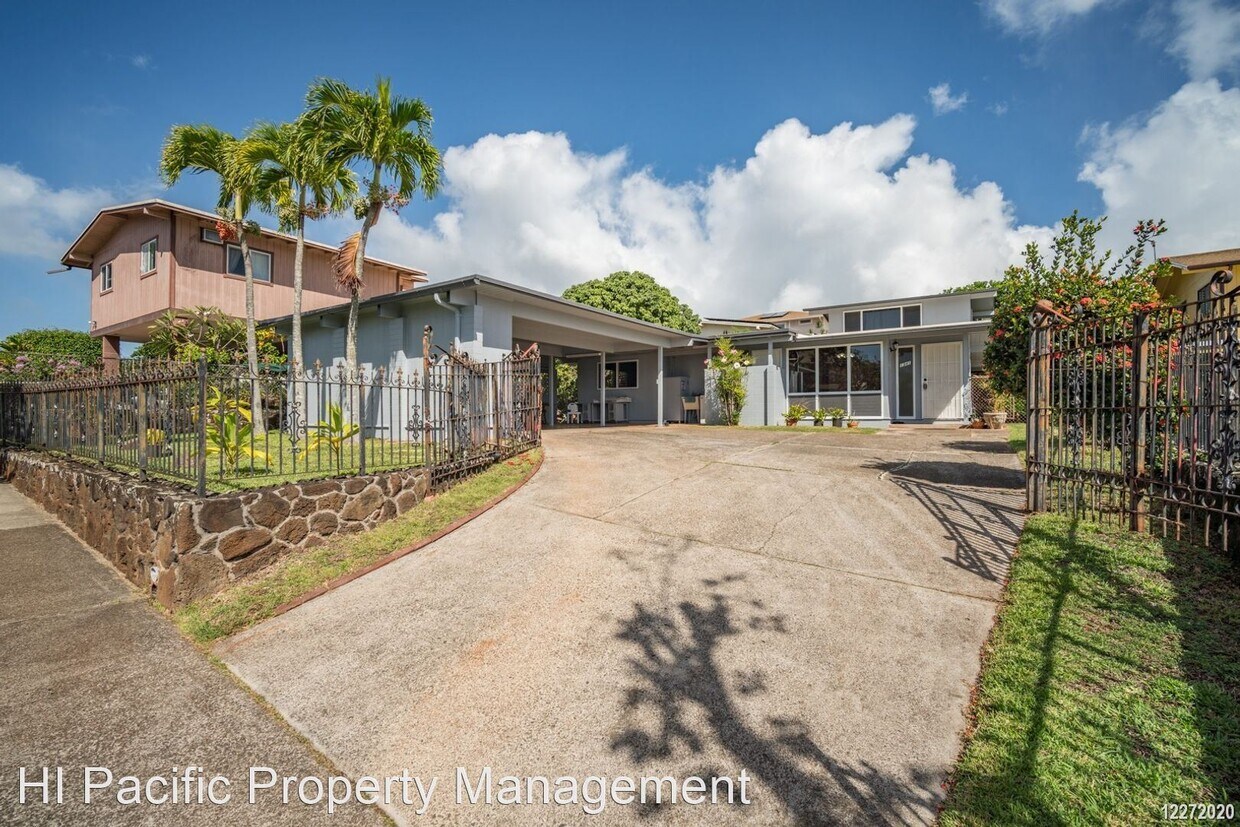 Foto principal - 3 br, 2 bath House - 1341 Komo Mai Dr. A