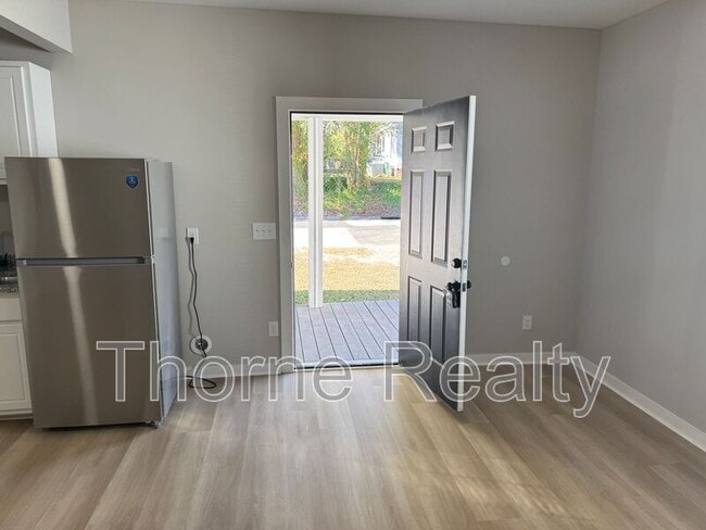 Foto del edificio - 821 Belleview Ave