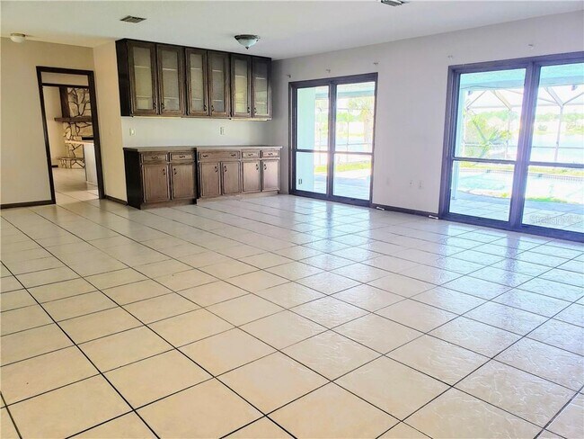 Building Photo - 617 Mariner Way