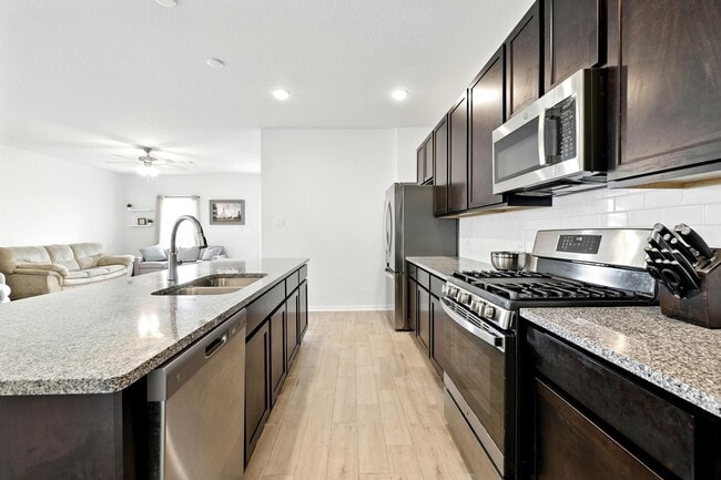 Foto del edificio - 15219 Faushard Ln