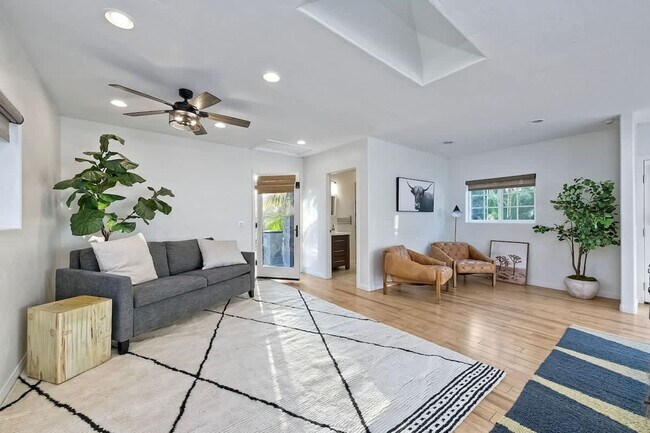 Foto del edificio - 1408 Caudor St