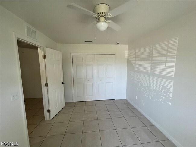 Foto del edificio - 705 Nicholas Pkwy W