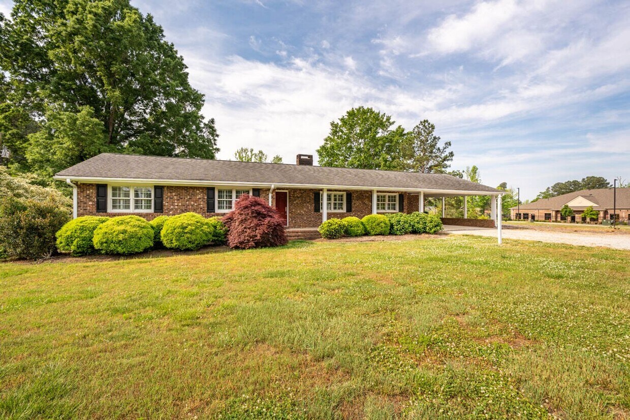 7421 Roberts Rd, Cary, NC 27519 House Rental in Cary, NC