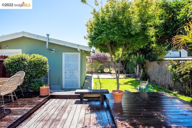 Building Photo - 937 Blossom Way