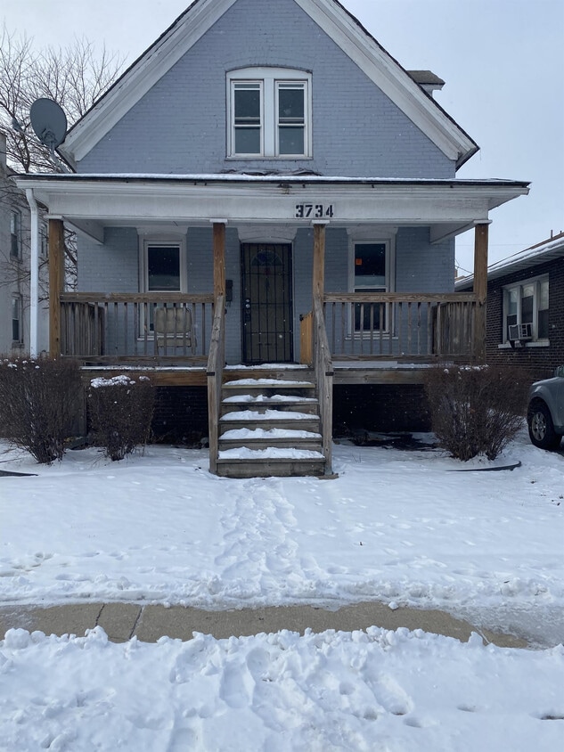 Foto principal - 3734 Grand Blvd