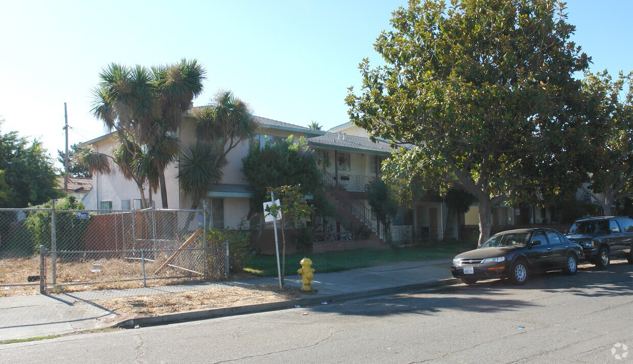 Foto principal - 2488 Almaden Rd