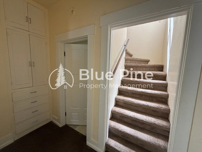 Foto del edificio - 1350 Shipp Ave