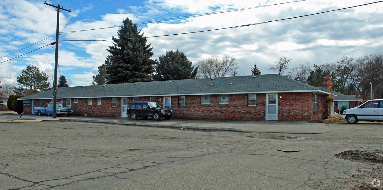 Building Photo - 2117 S Kimball Ave