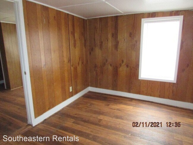 Building Photo - 2 br, 1 bath House - 2437 Connor Rd