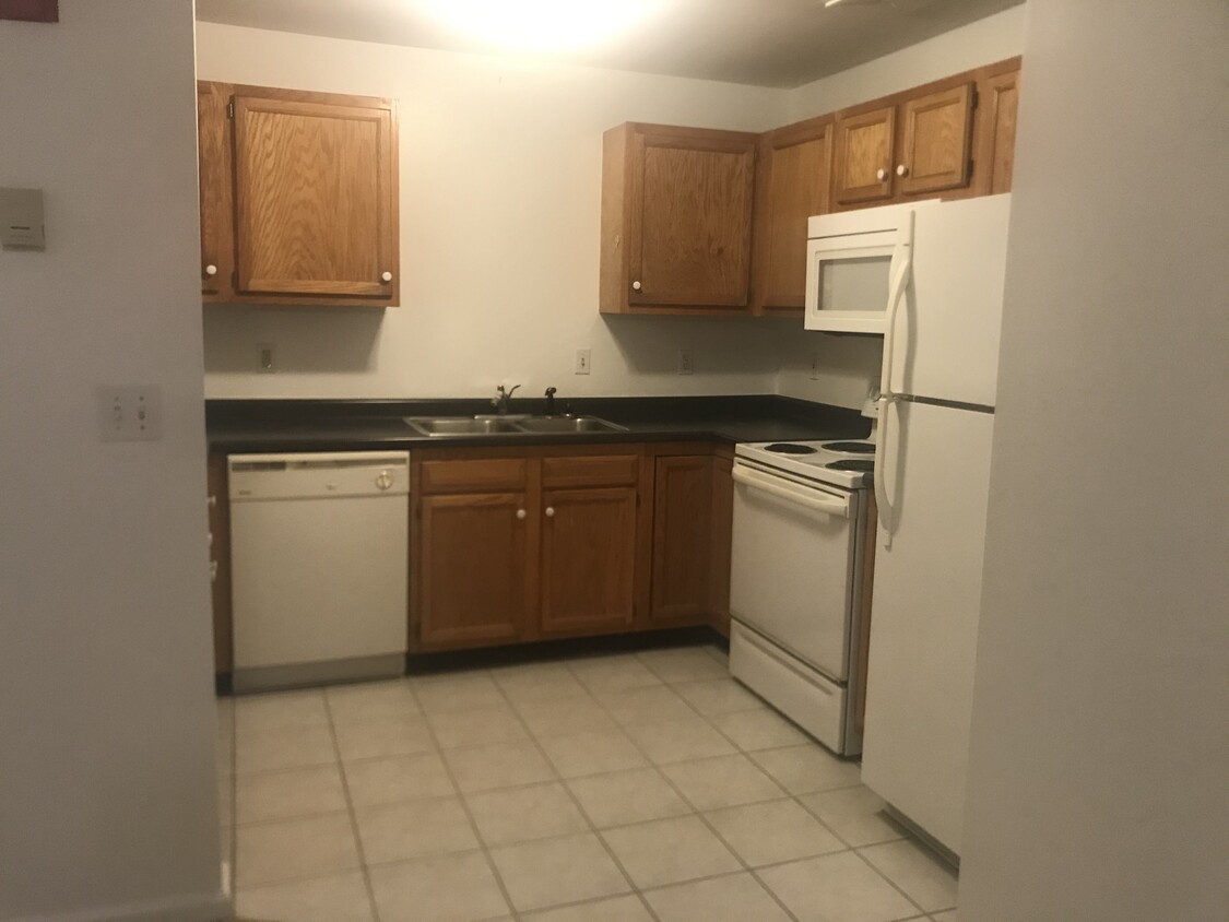 Primary Photo - 303 Lime Kiln Rd