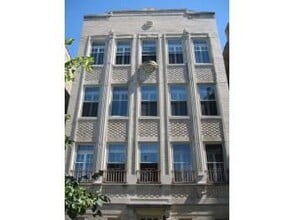 Building Photo - 5725 N Kimball Ave