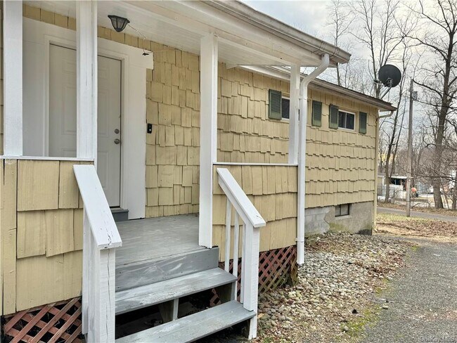 Building Photo - 2432 NY-300