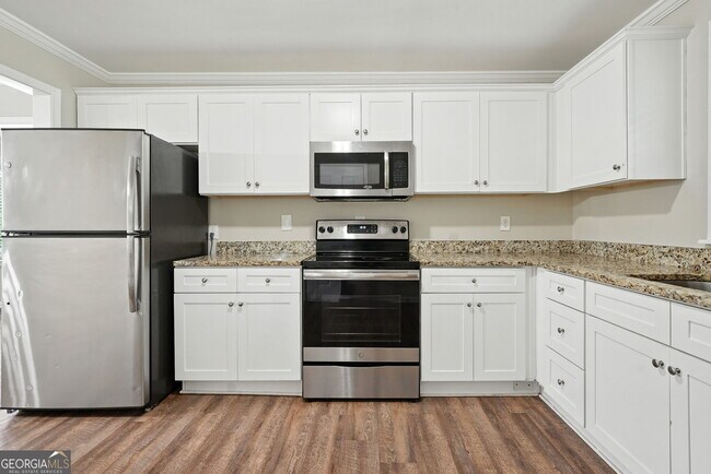 Foto del edificio - 2493 Miriam Ln