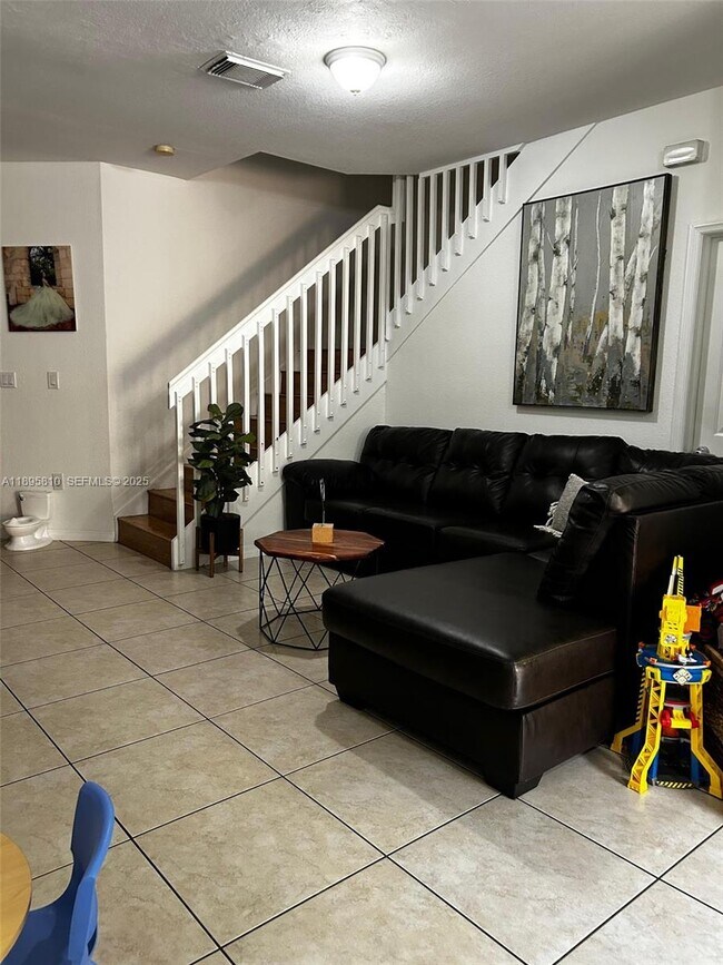 Foto del edificio - 10775 NW 83rd Terrace