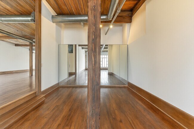 Foto del edificio - 161 Mangum St SW