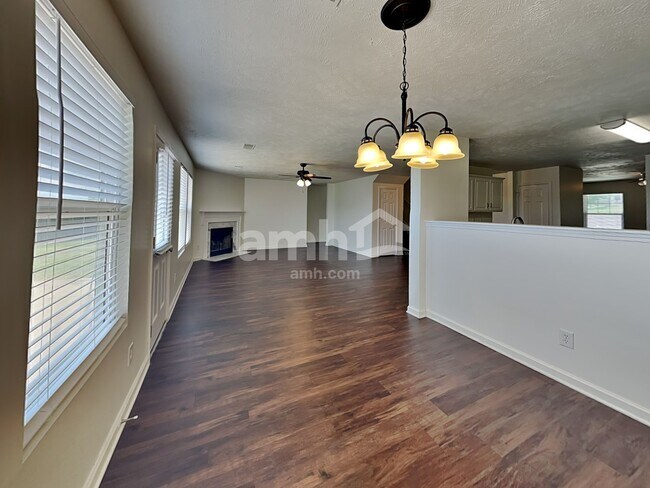 Building Photo - 2874 Meadow Point