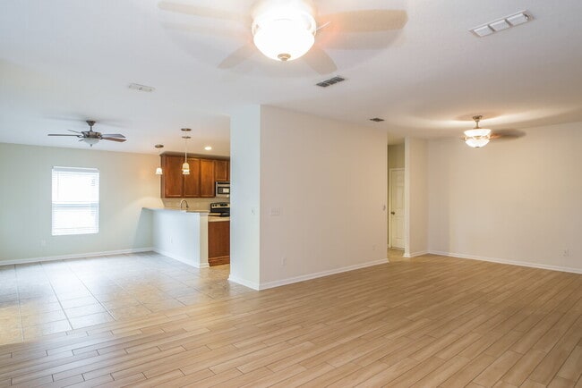 Building Photo - 108 Corral Cir