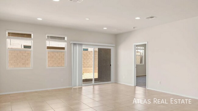 Foto del edificio - 1168 W Castle Ct