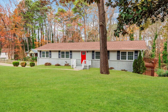 Building Photo - 3782 Lake Dr